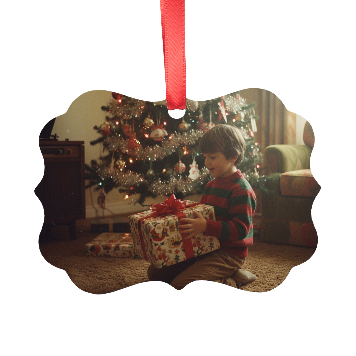 Two-Sided Scalloped Metal Ornament 3x4
